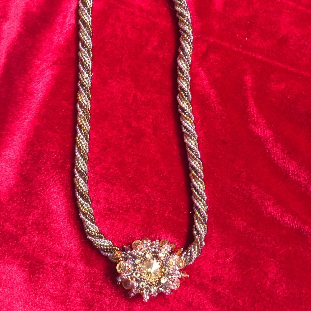 Hand beaded necklace with removable Rondelle